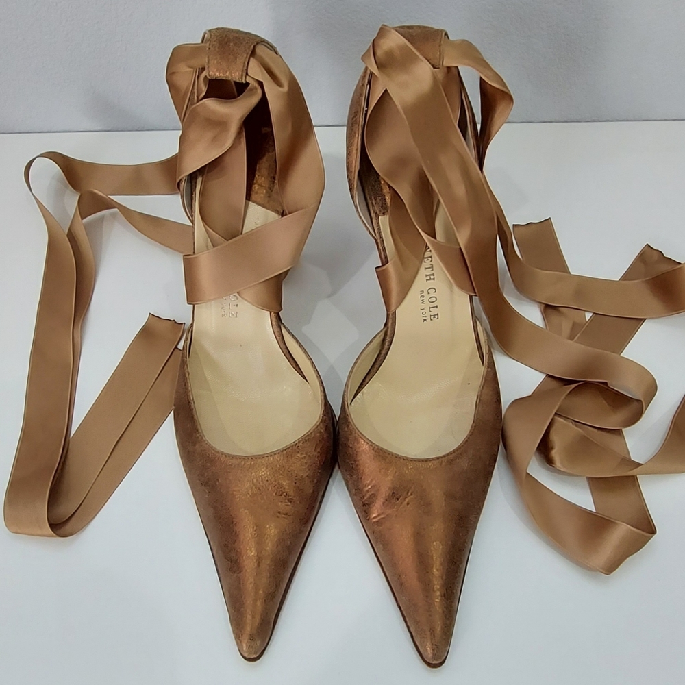 Kenneth Cole Pumps 8.5